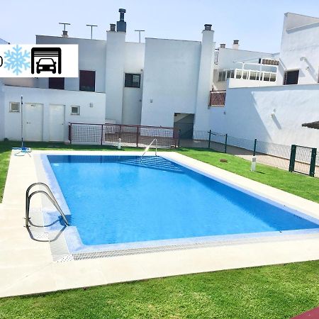 Atico Premium Conil Con 2 Terrazas, Parking, Piscina, Aire Ac Y Wifi -Solo Familias Y Parejas- Lägenhet Conil De La Frontera Exteriör bild